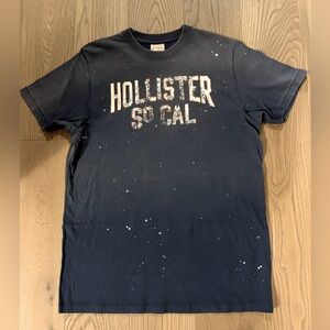 Hollister men’s distressed graphic TShirt